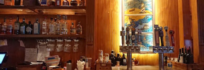 Captain Groovy’s Grill & Raw Bar