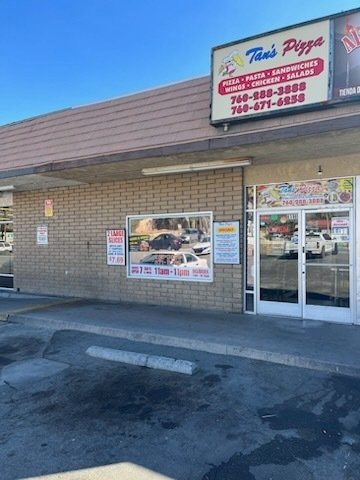 TAN’S PIZZA