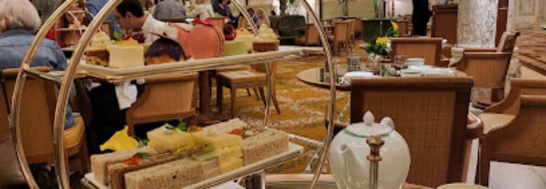 THE PALM COURT