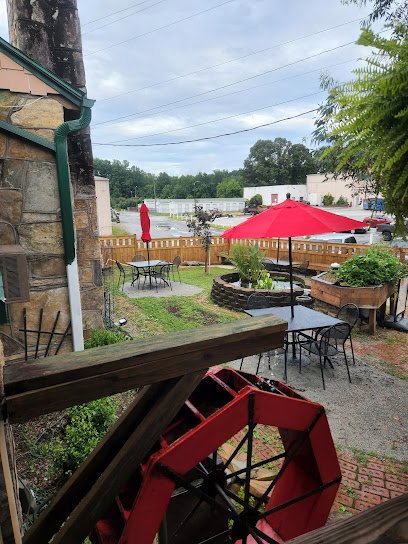 Kosta’s Fireside Restaurant & Pancake Inn