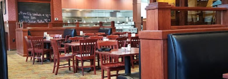 Ria’s Restaurant & Lounge