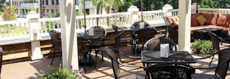Captain Woody’s Seafood Bar