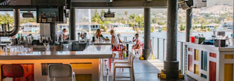 Amalfi Marina Bar (Dockside)