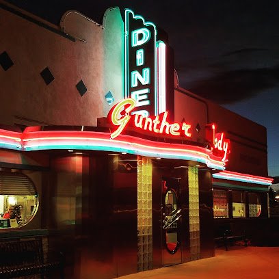 Gunther Toody’s Diner