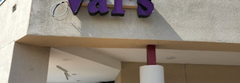Val’s Comfort Kitchen