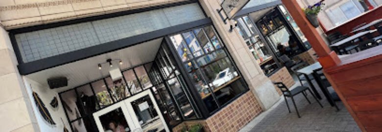 Young Cardinal Cafe and Co.