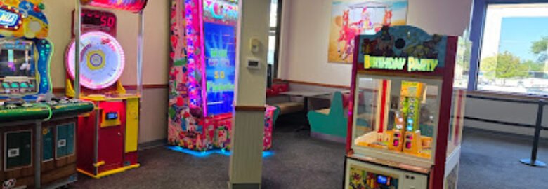 Chuck E. Cheese