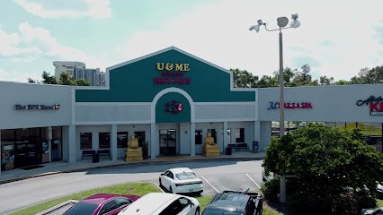 U & Me Revolving Hot Pot