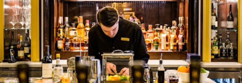 The Walnut Room – Hotel Northland – Green Bay