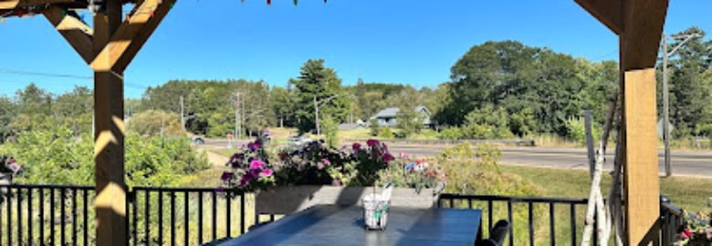 Louie’s on the Lake