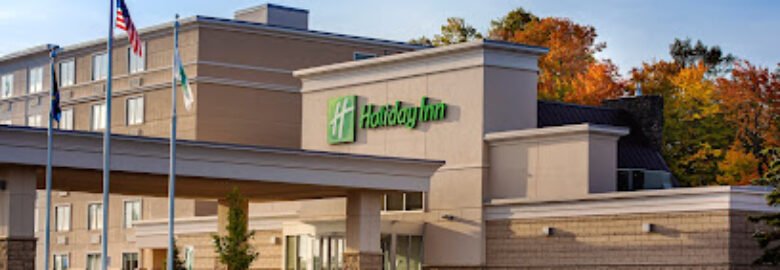 Holiday Inn Marquette, an IHG Hotel