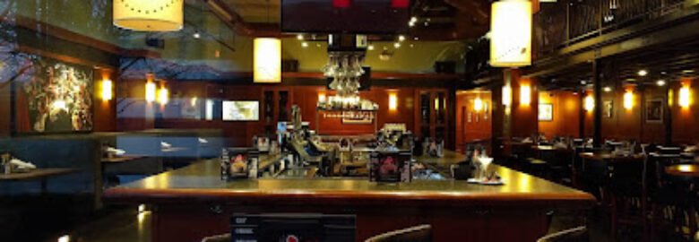 Bar Louie – The Mall at Partridge Creek