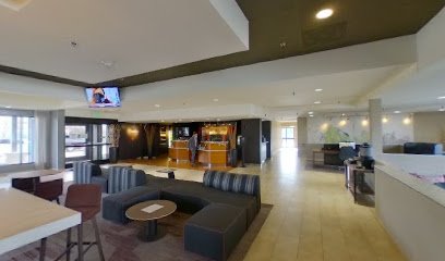 The Bistro – Eat. Drink. Connect.®