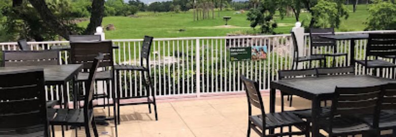 Serengeti Overlook Pub