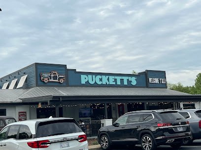 Puckett’s Restaurant- Hendersonville
