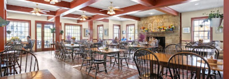 Artists Colony Inn & Restaurant
