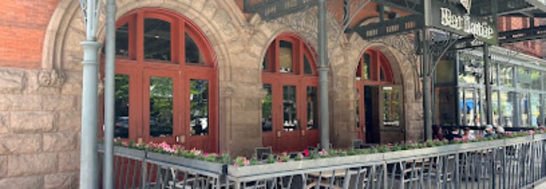 Bar Louie – Printers Row
