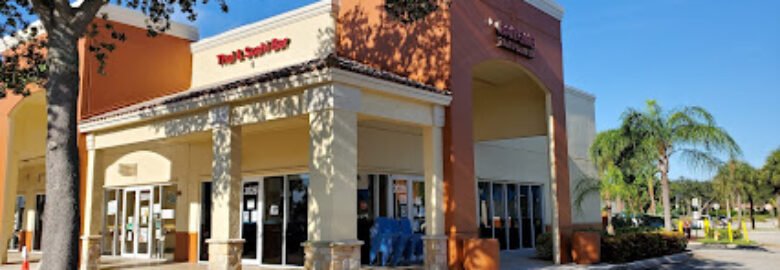BAITONG Thai & Sushi Bar Restaurant