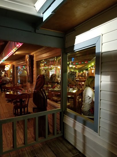 Kelly’s Fish House Dining Room