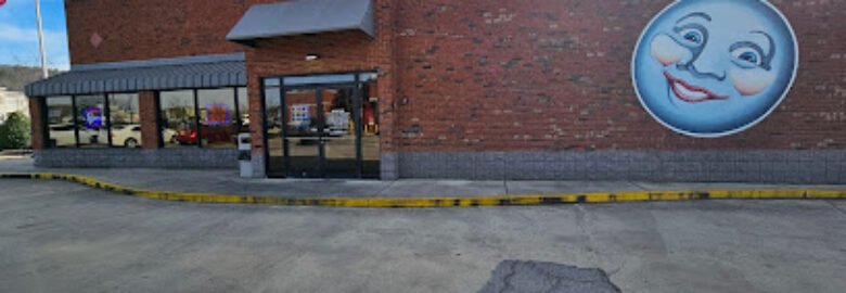 Full Moon Bar-B-Que