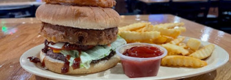 Charlie’s Restaurant Lounge