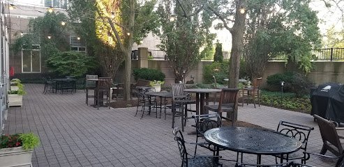 C2 Restaurant Bar Lounge