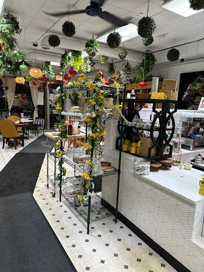 Genetti Bistro Breakfast, Lunch & Dinner Café