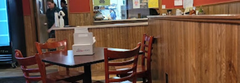 Mel’s Sportspage Bar & Snickers Pizza Shop
