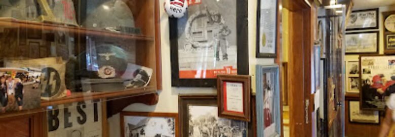 Windy Hollow Restaurant and Museum