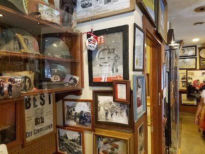 Windy Hollow Restaurant and Museum