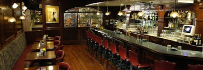 Lake Elmo Inn