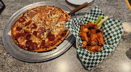 Stella’s Pizza & Pub